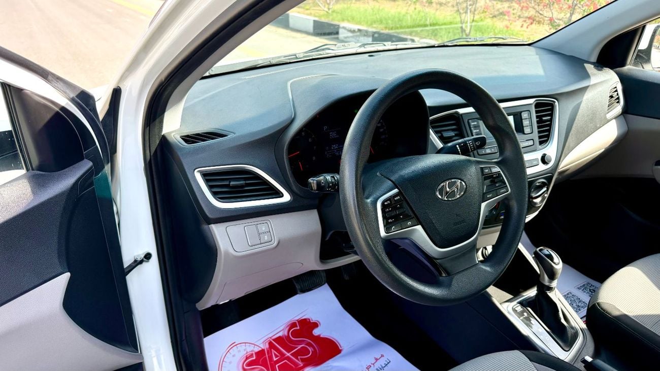 Hyundai Accent Comfort+ 1.5L Comfort+ 1.6L