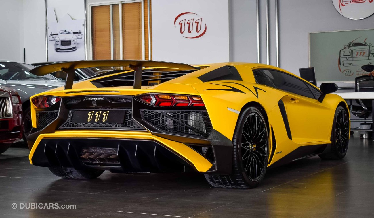 Lamborghini Aventador SV LP 750-4 / GCC Specifications / Warranty