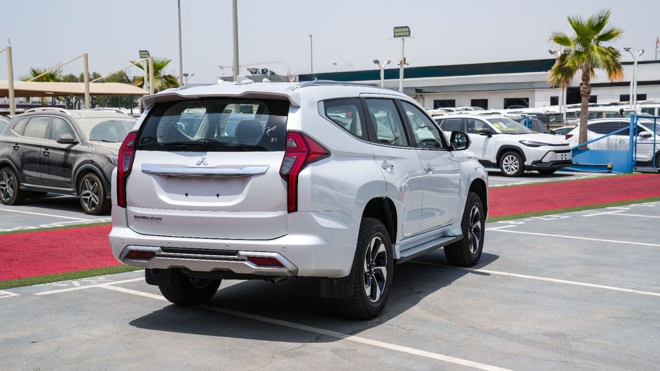 Mitsubishi Montero Sport GLS Brand New – 3.0L Petrol 4WD Automatic – H64 – GCC 2026 – Export