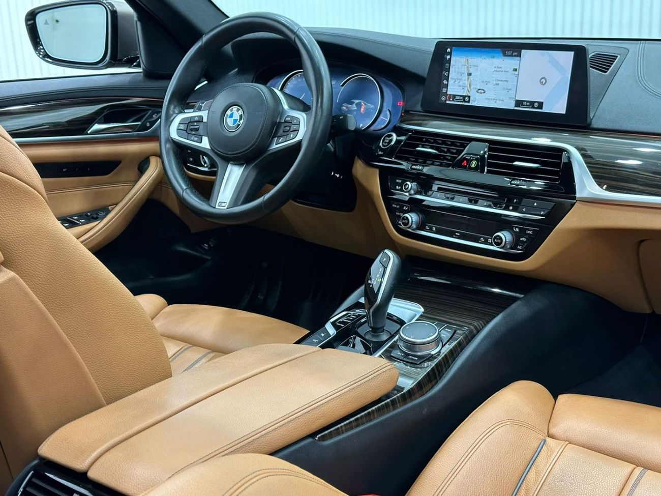 BMW 530i M Sport 2017 BMW 530i Sport-Line, Warranty, Full Service History, Full Options, GCC