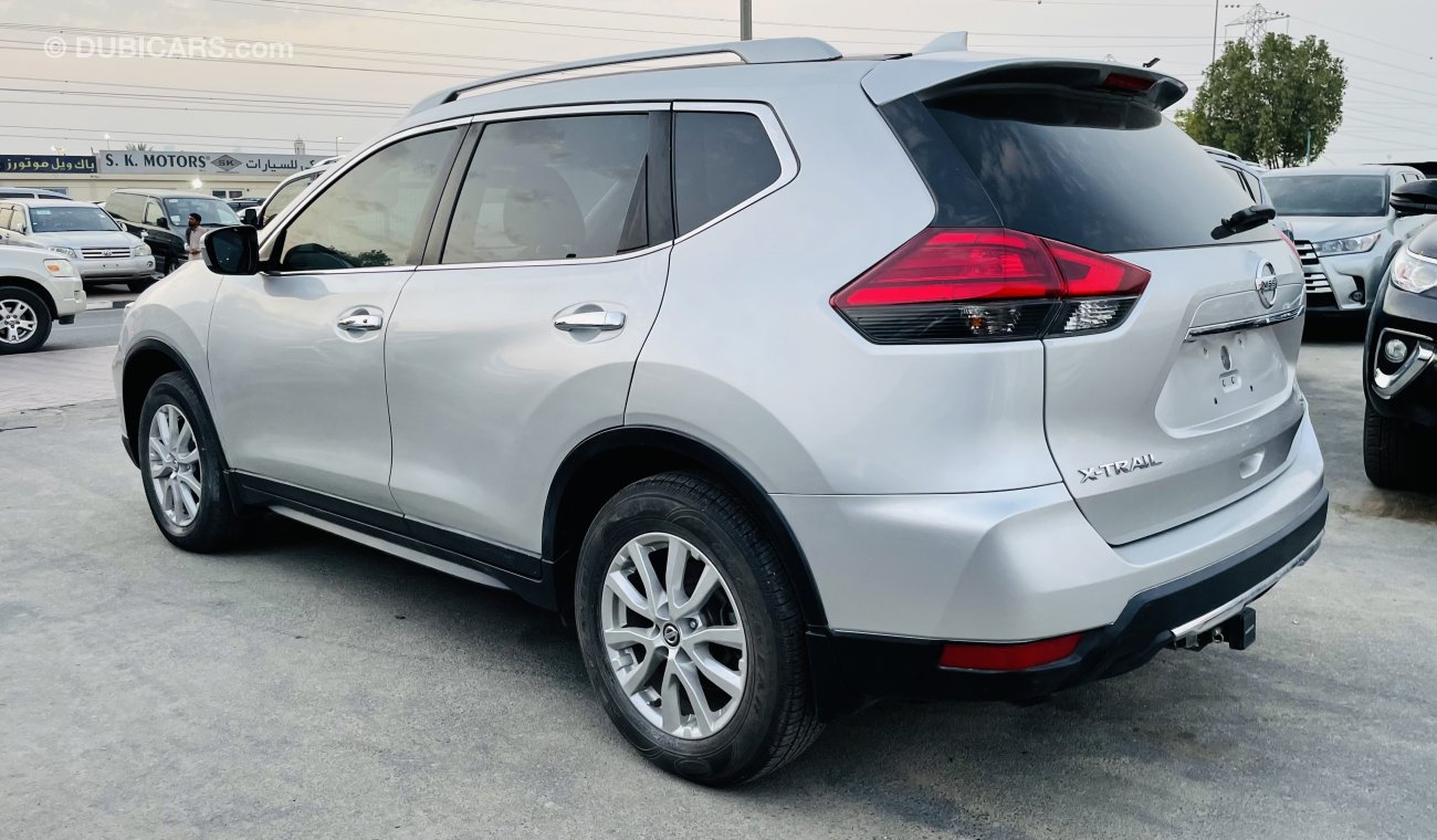 Used Nissan XTrail 7 seater right hand full option Immaculate condition 2018 for sale in Dubai