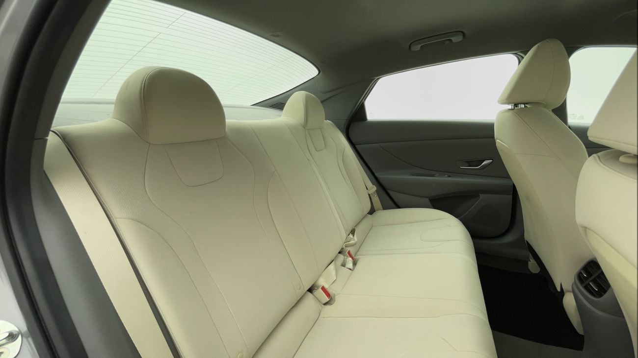 Hyundai Elantra COMFORT 1.6 | Zero Down Payment | Home Test Drive