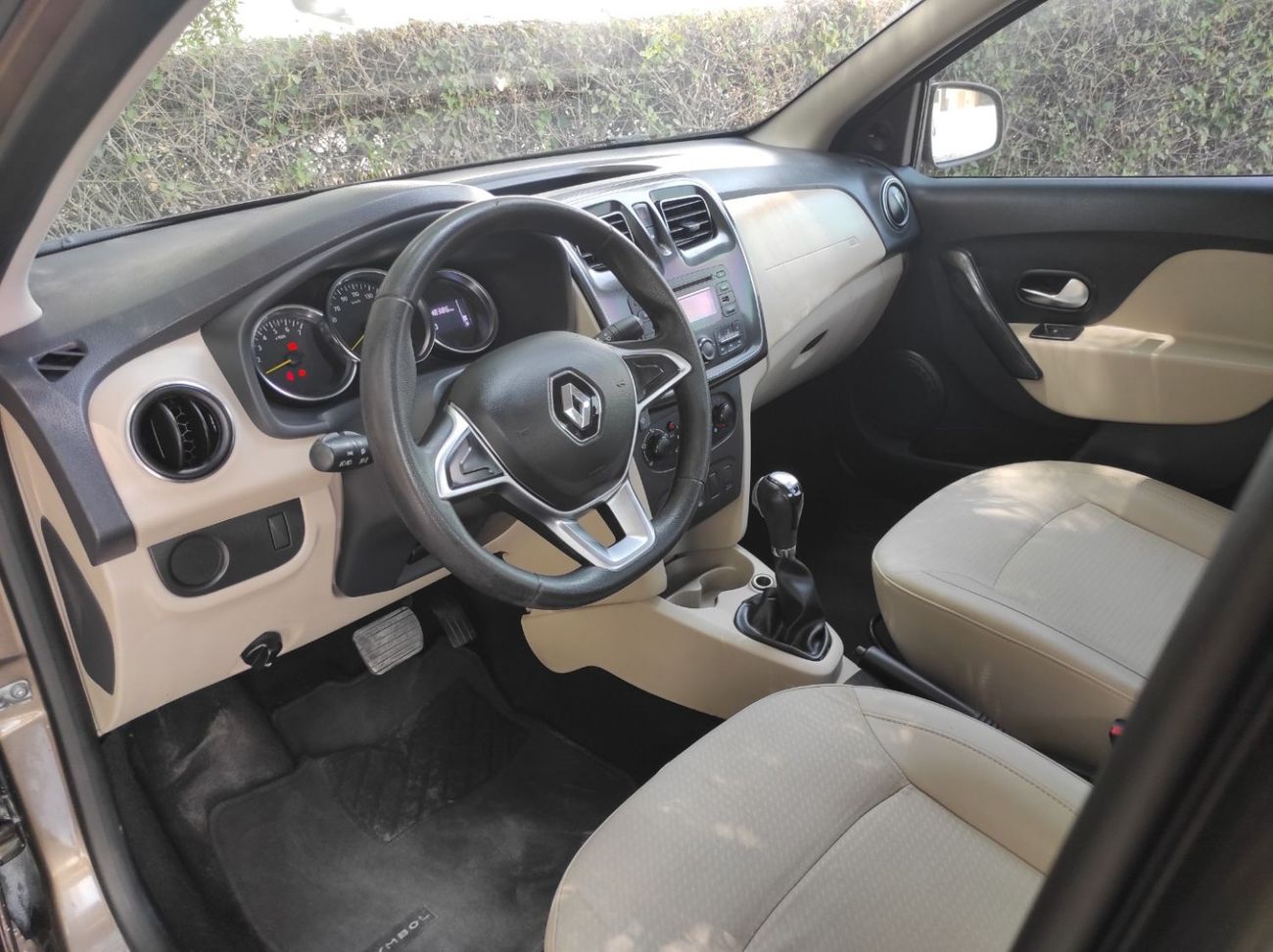 Renault Symbol Renault symbol 2020 Gcc full automatic