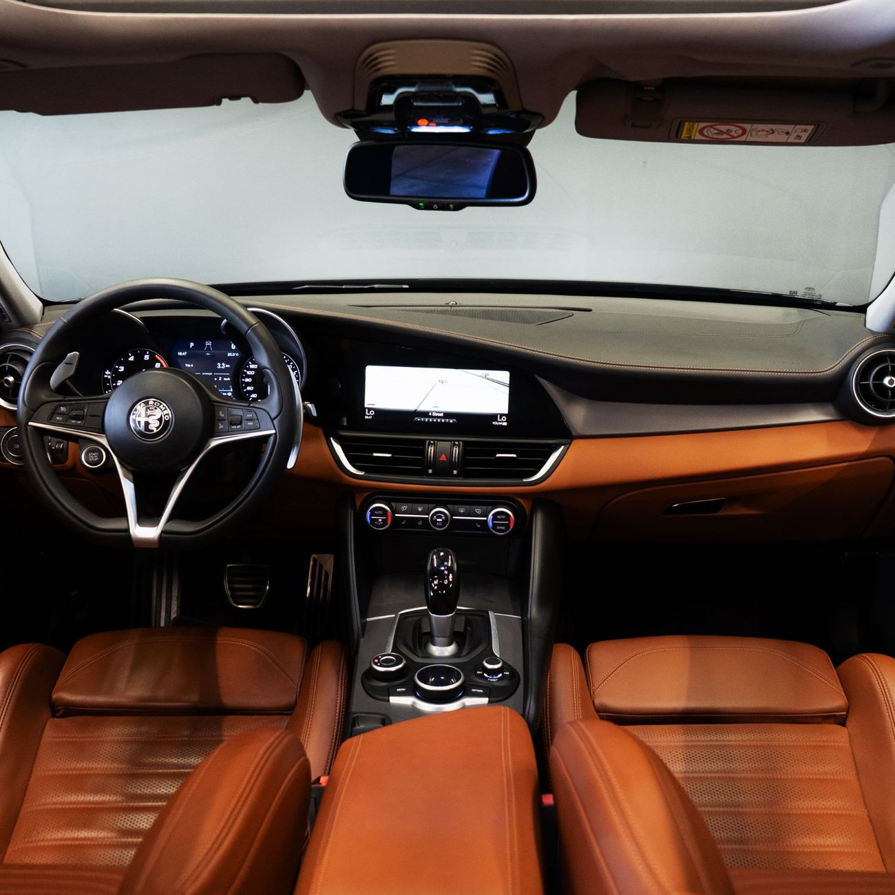 Alfa Romeo Giulia Veloce 2.0L RWD AED 1,053  pm • 0% Downpayment • Alfa Romeo Giulia • 1 Year  Warranty