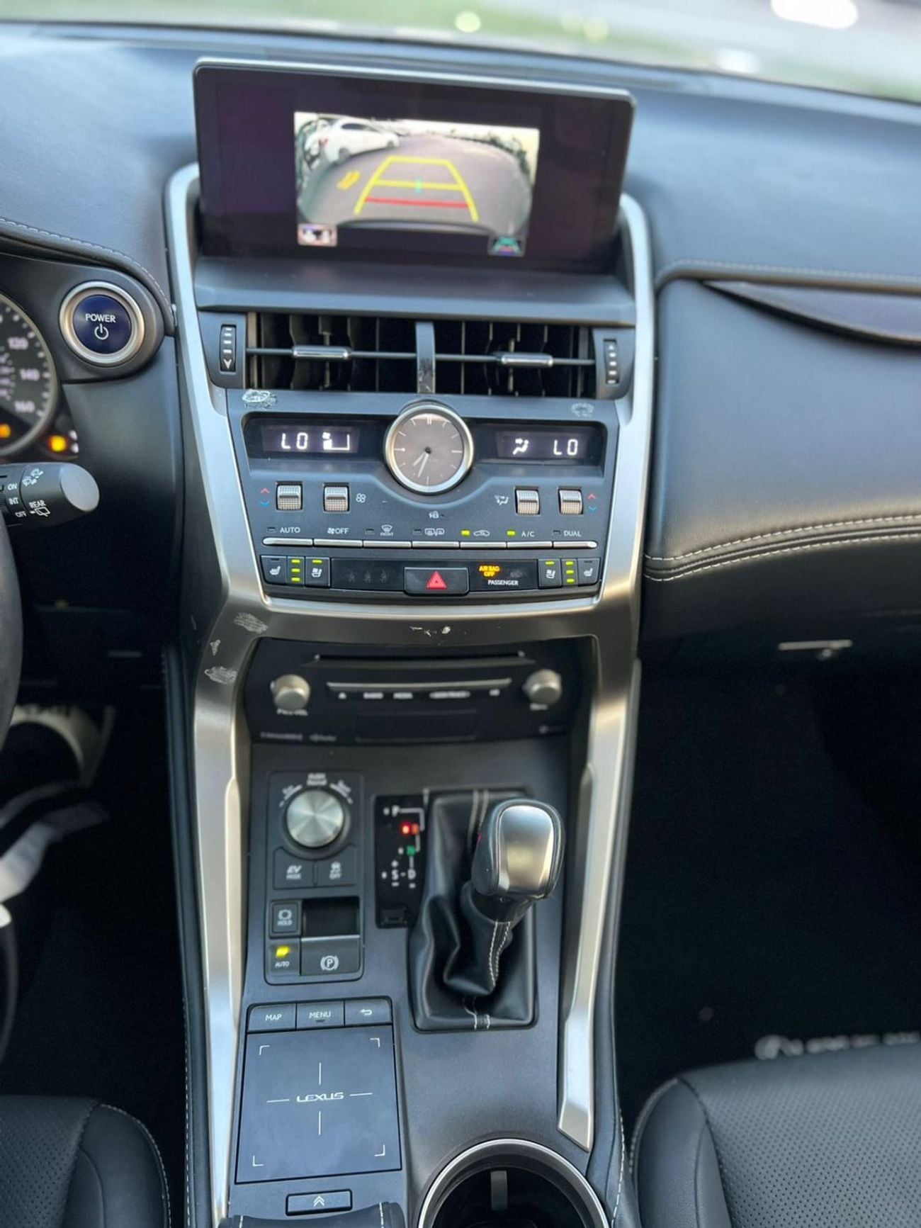 لكزس NX 300 2019 Lexus NX 300h Hybrid  Full Option - 2.5L V4 - Rear Camera & Sensor - Sunroof - Leather Seat