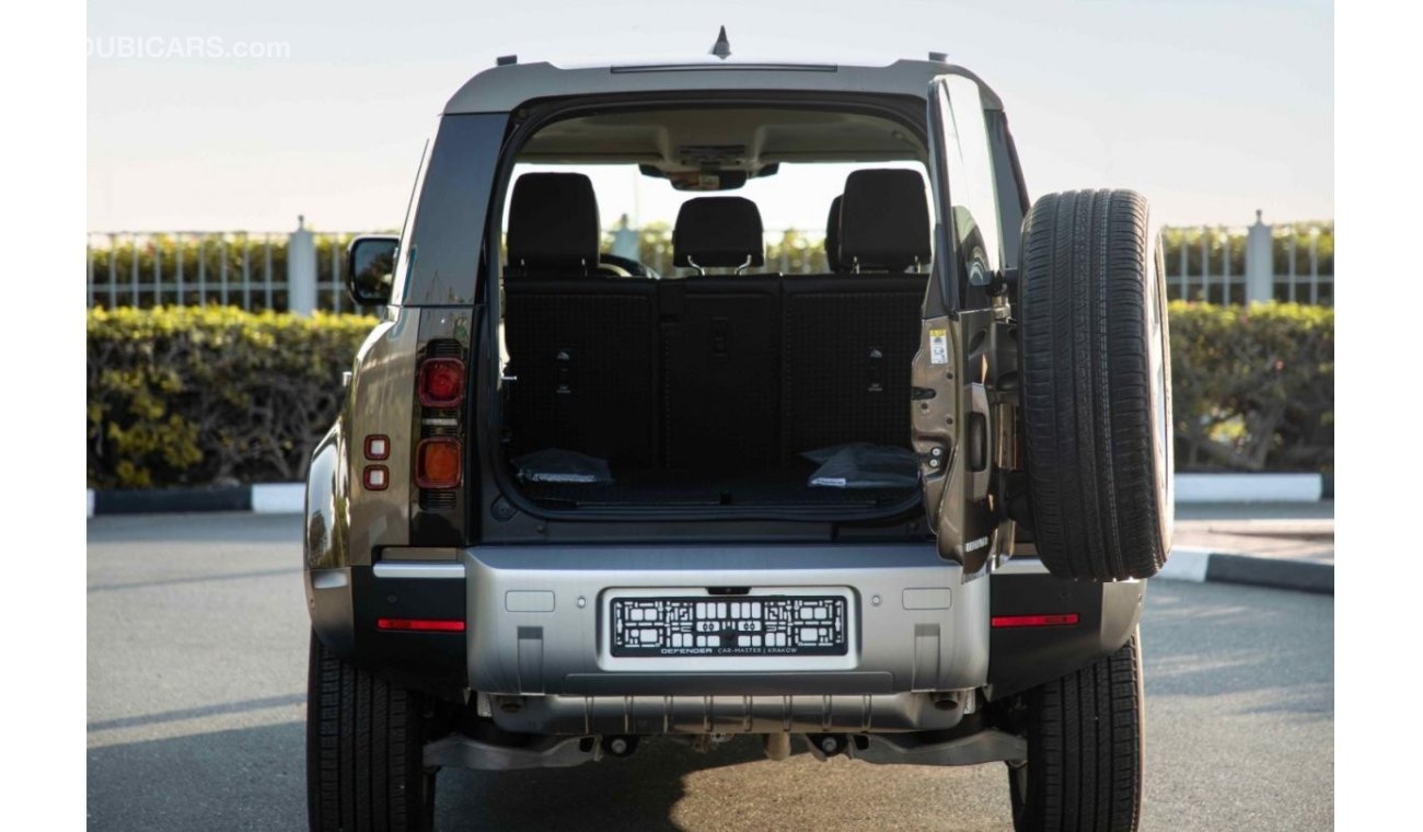 Land Rover Defender 2023 Land Rover Defender 2.0L - Gondwana Inside Black