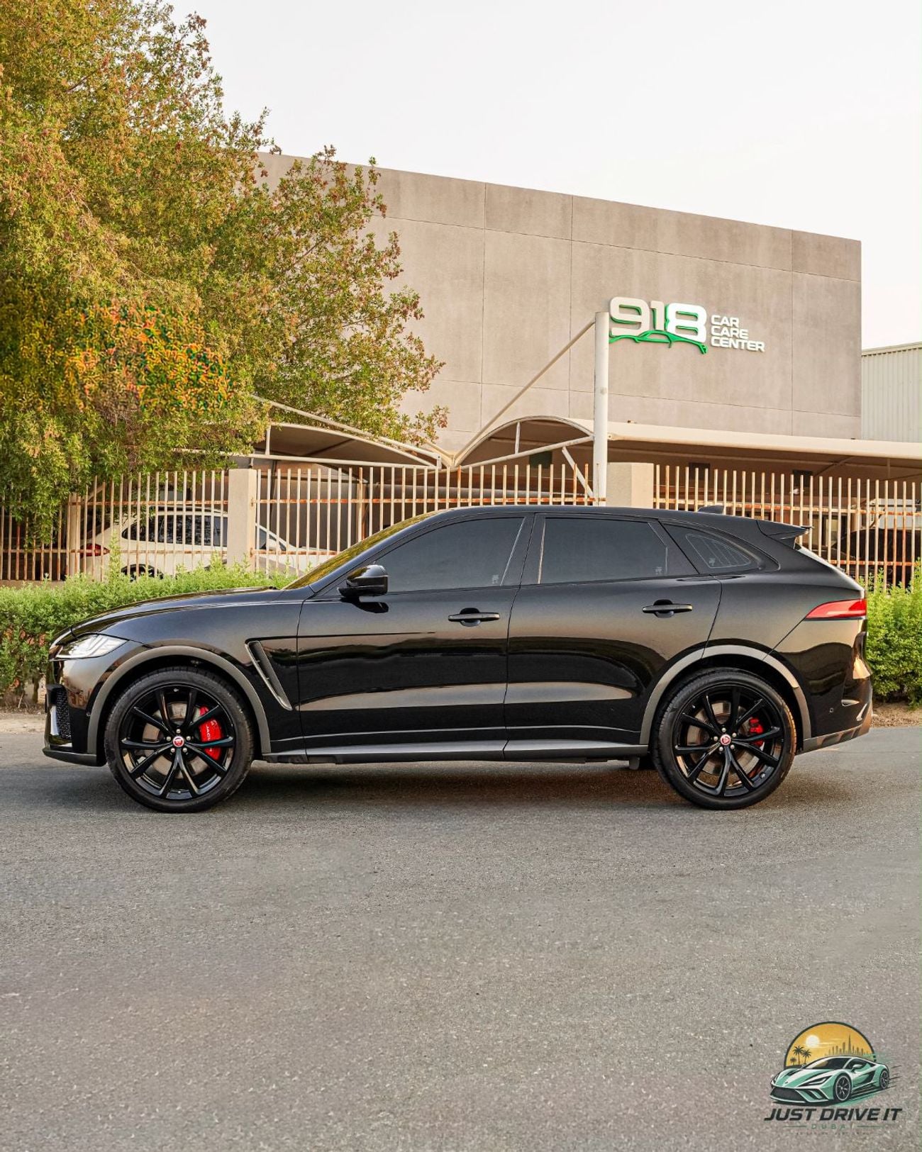 Jaguar F-PACE