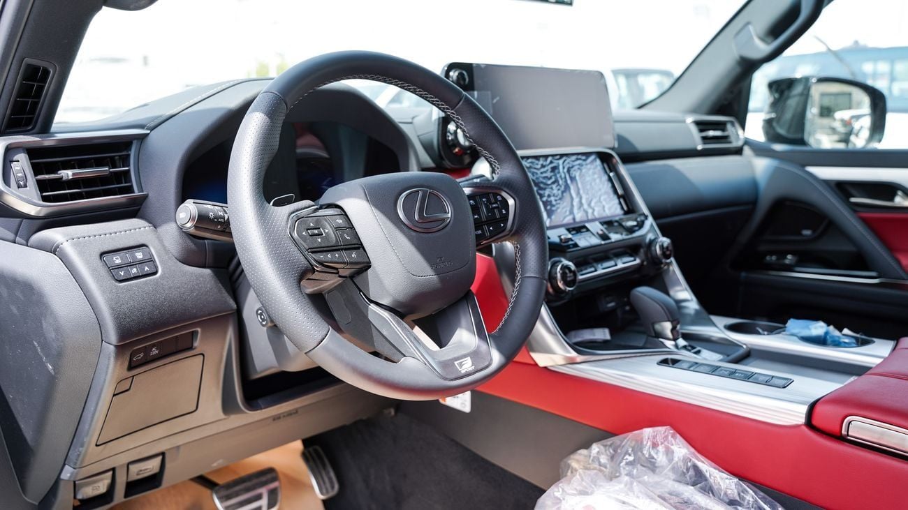 لكزس LX 700h F SPORT