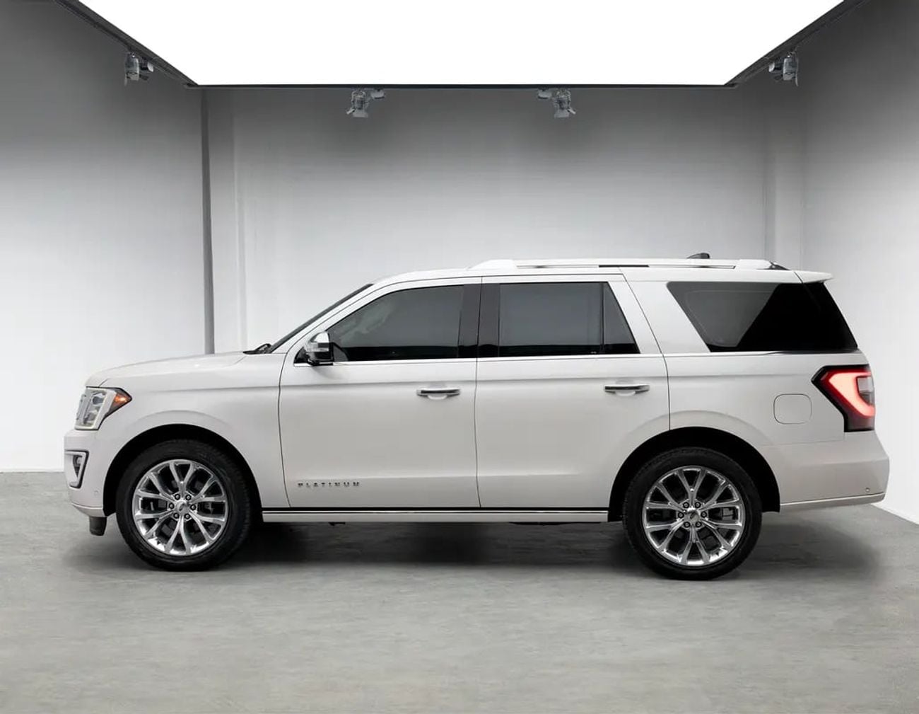 Ford Expedition PLATINUM FDSH• Al Tayer Warranty + Service Contract • GCC