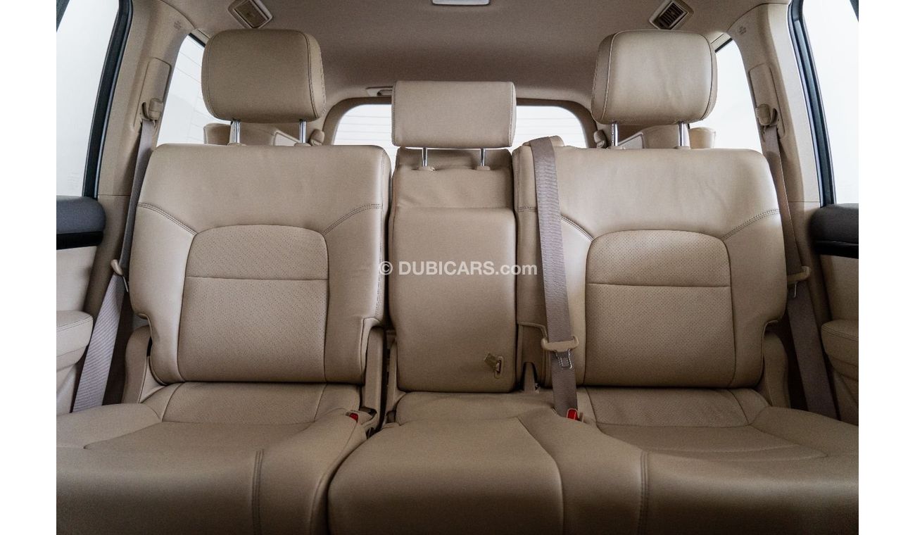 Toyota Land Cruiser 2015 Land Cruiser V8 Extreme Arctic Truck / AT33 conversion / Full Toyota Service History