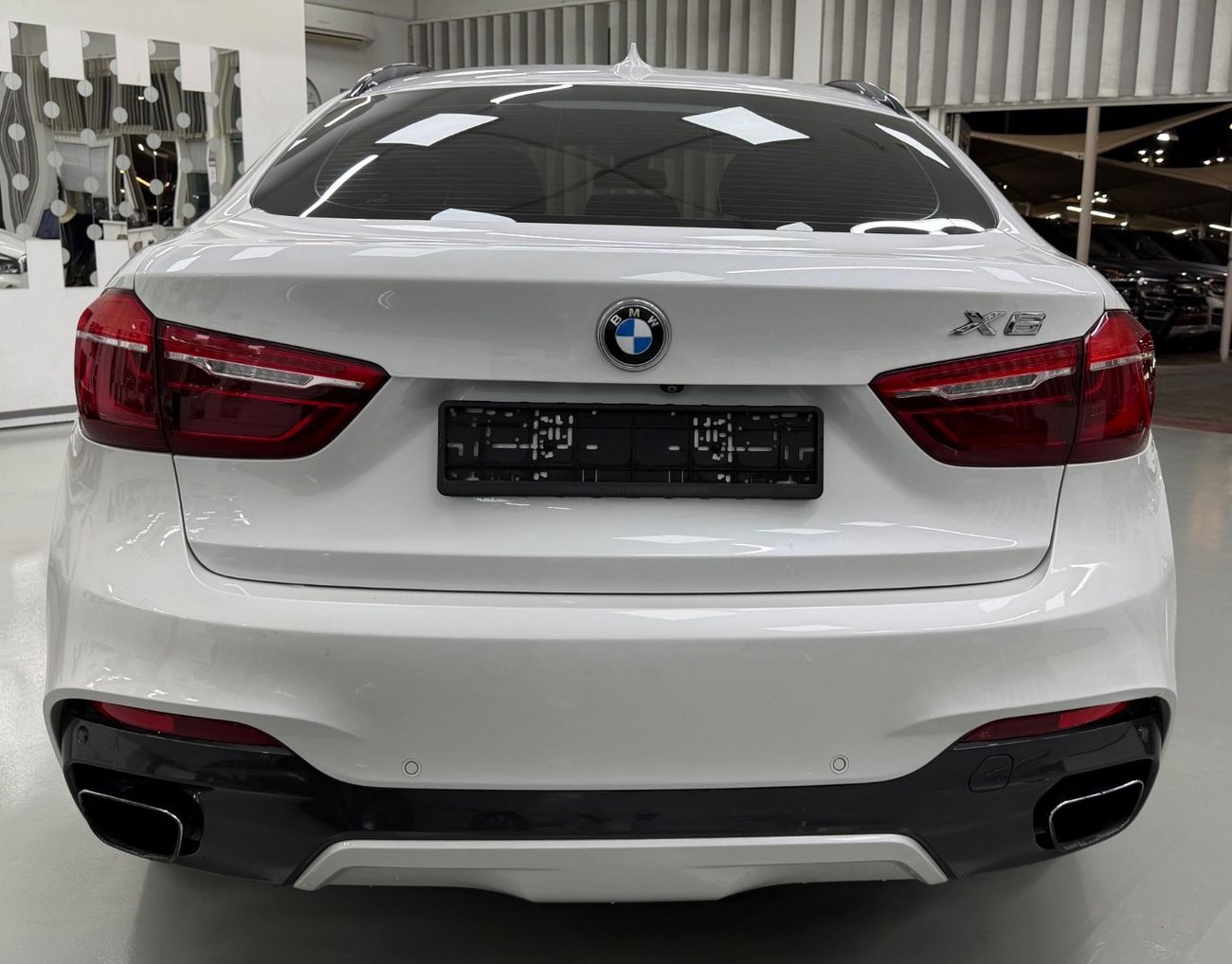 بي أم دبليو X6 50i M Sport 4.4L
