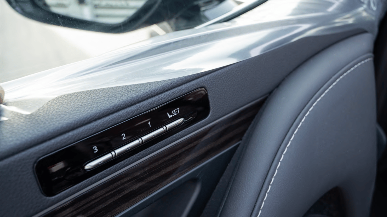 Lexus LX 500 SIGNATURE - 3.3L Dsl - 7 seats - Mark Levinson - 25 Speakers - 2026