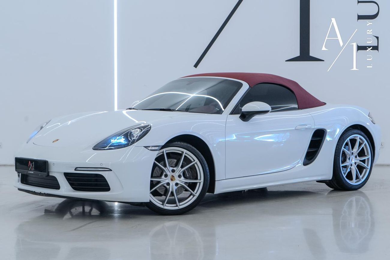 Porsche 718 Boxster Std 2.0L A/T 2022 Porsche 718 Boxster, Warranty, Sport Chrono Package, Very Low Kms, Excellent Condi