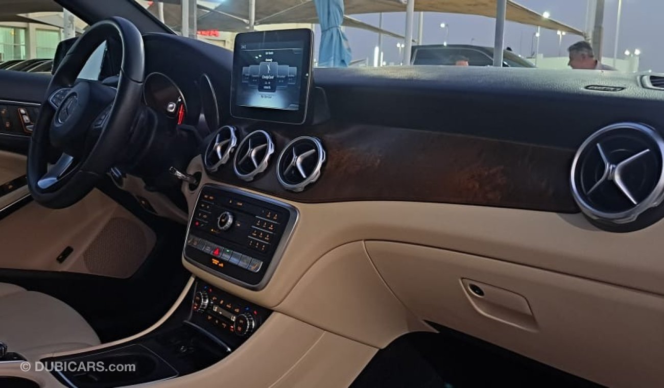 Mercedes-Benz GLA 250 Std Mercedes GLA 250 2018