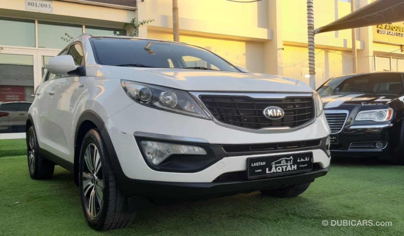 Kia Sportage Gulf - No. 2 - cruise control - control - screen - rear camera - alloy wheels - sensors - rear wing