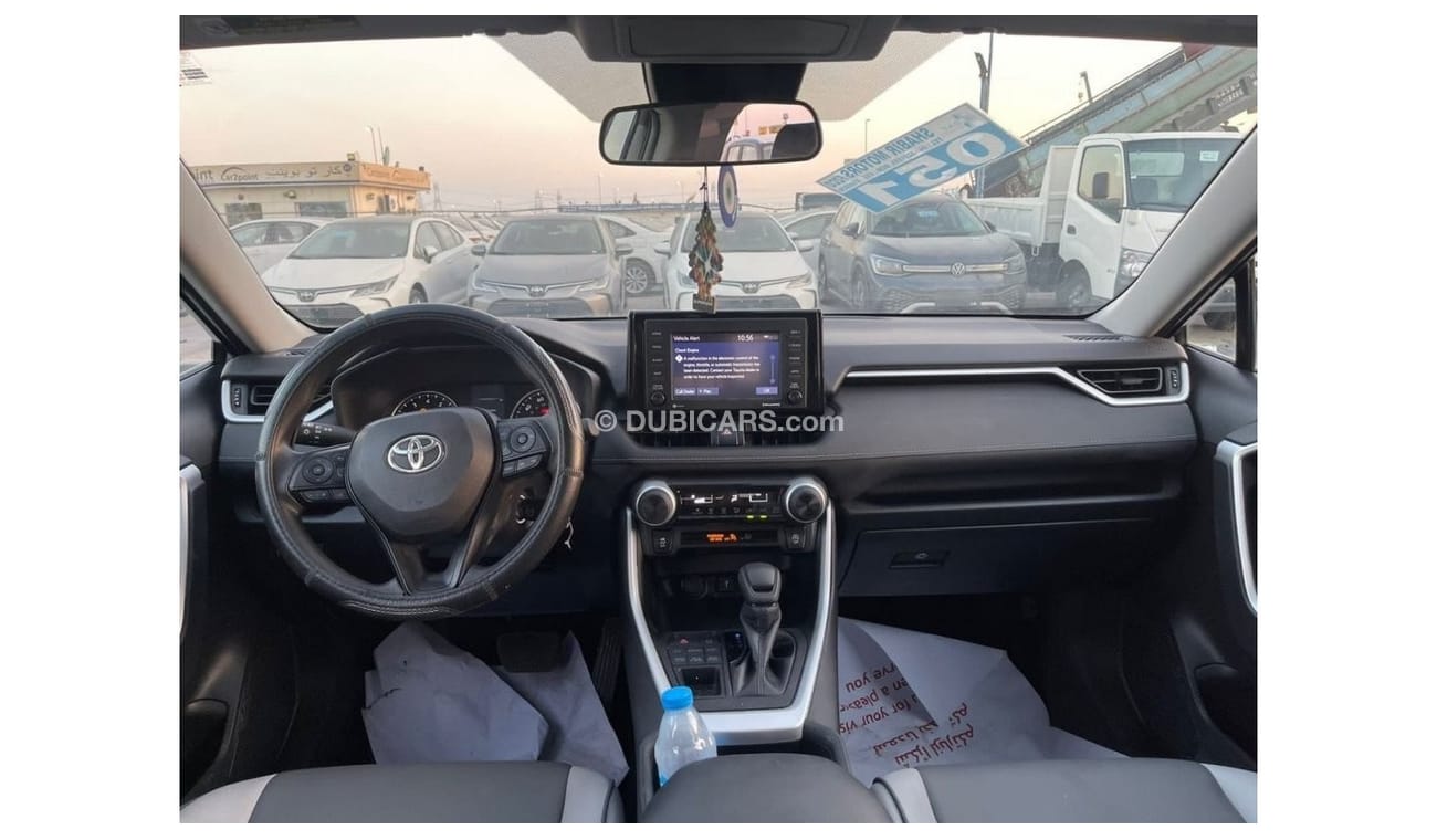 Toyota RAV4 2022 TOYOTA RAV4 LE 4x4 IMPORTED FROM USA VERY CLEAN CAR INSIDE AND OUT SIDE FOR