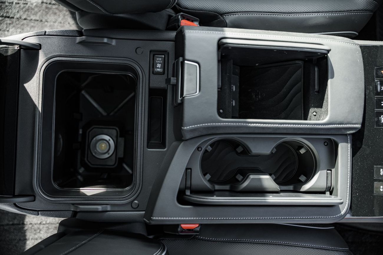 Infiniti QX80 Autograph Captain Chairs 3.5L