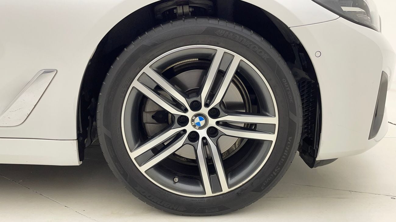 بي أم دبليو 520i JOY EDITION 2 | بدون دفعة مقدمة | اختبار القيادة في المنزل