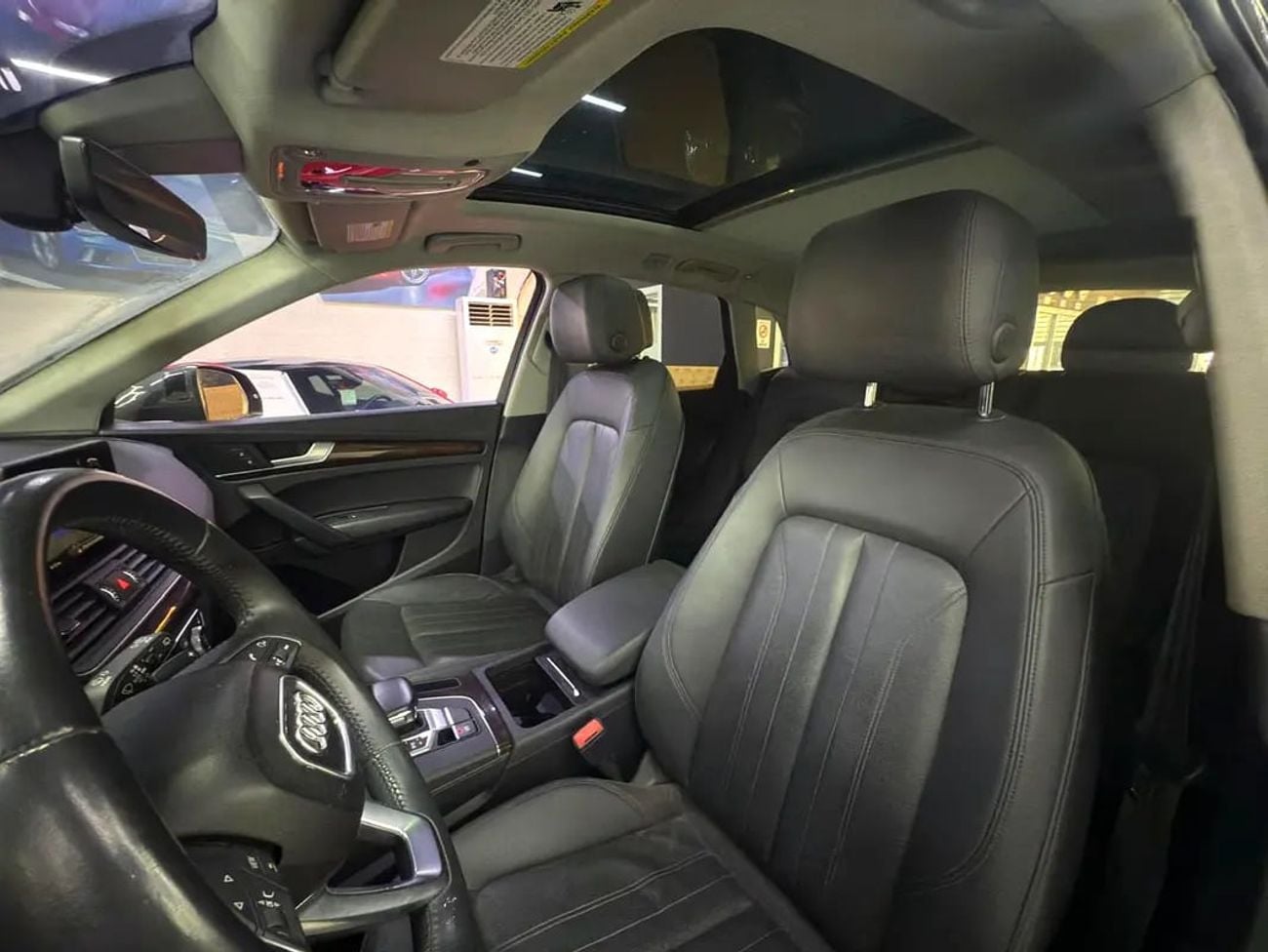 أودي Q5 45 TFSI American Specs - Low Mileage Luxury SUV
