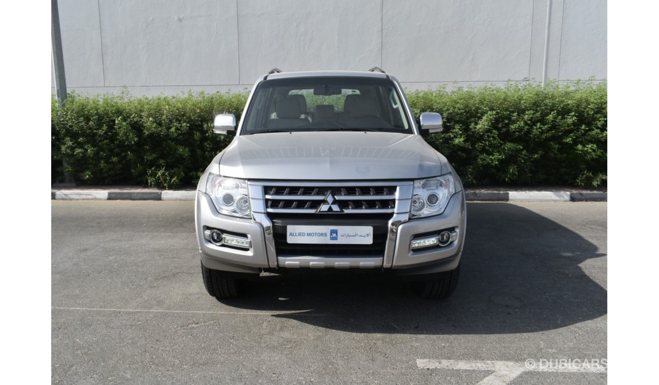 ميتسوبيشي باجيرو 3.5 - V6 - GLS MY2018 - SILVER (Premium Option)