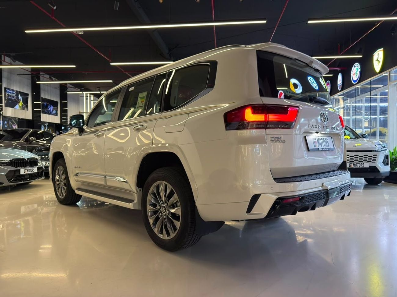 Toyota Land Cruiser 6,400 AED Monthy - 2026 Land Cruiser VXR 409TT - GCC - ALFuttaim Warranty