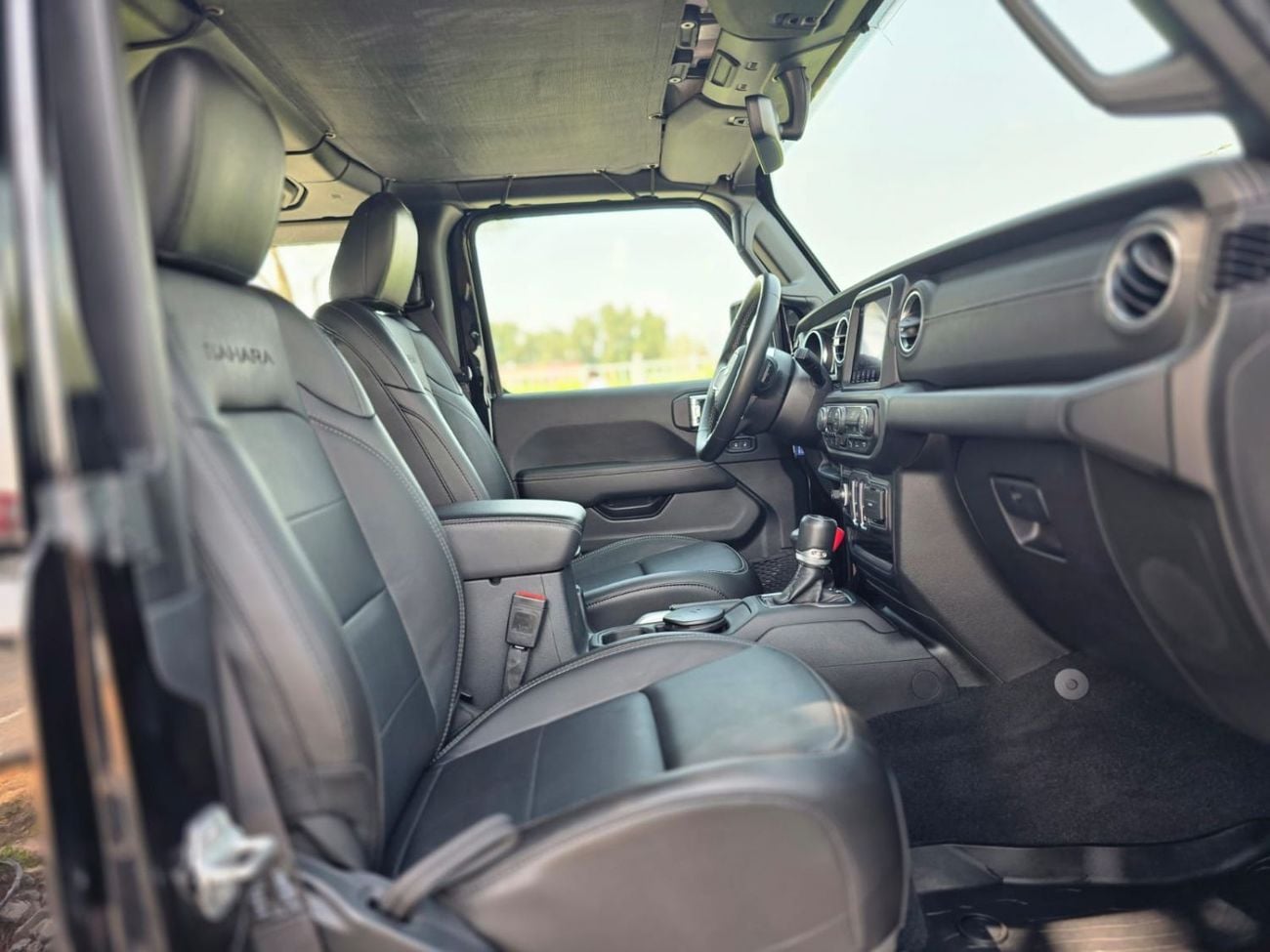 جيب رانجلر Sahara 3.6L A/T (5 Seater)