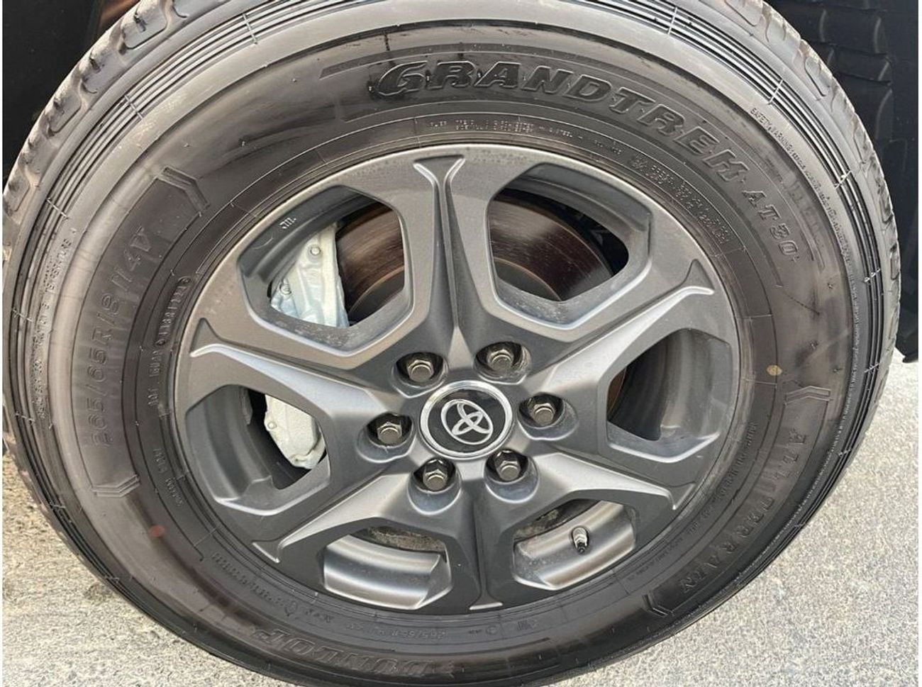 Toyota Land Cruiser GR-S 3.3L