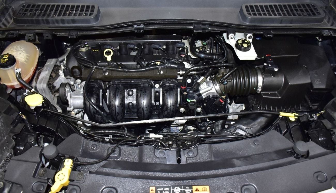 فورد إيسكاب EXCELLENT DEAL for our Ford Escape ( 2018 Model ) in Black Color GCC Specs