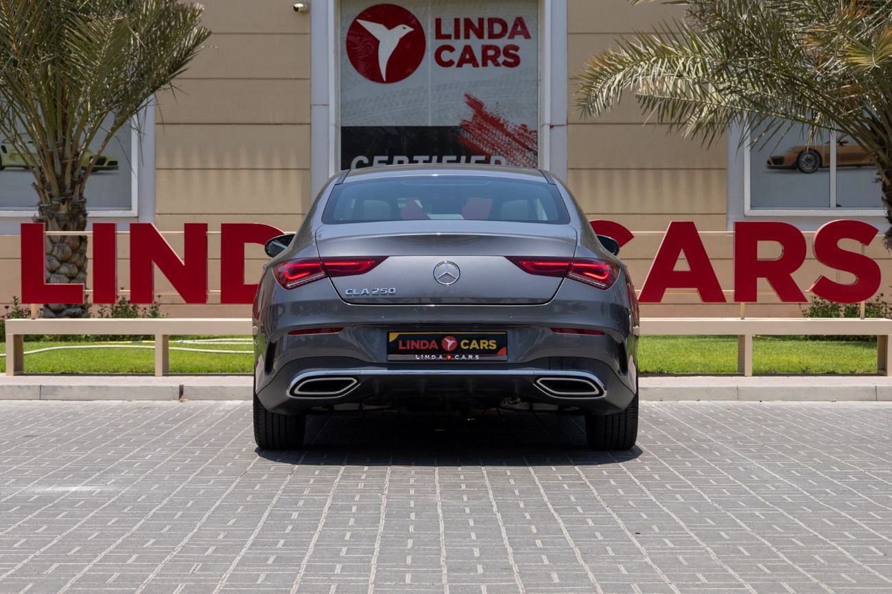 مرسيدس بنز CLA 250 Premium + 2.0L