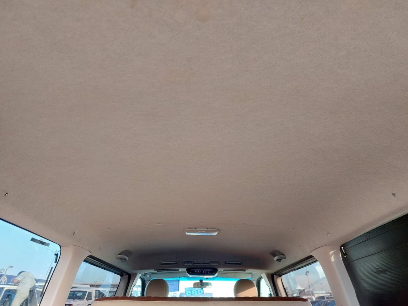 Toyota Hiace (RAMADAN OFFER) TOYOTA HIACE VAN RHD 2006 MODEL 2.0 L PETROL AUTOMATIC(PM41002)