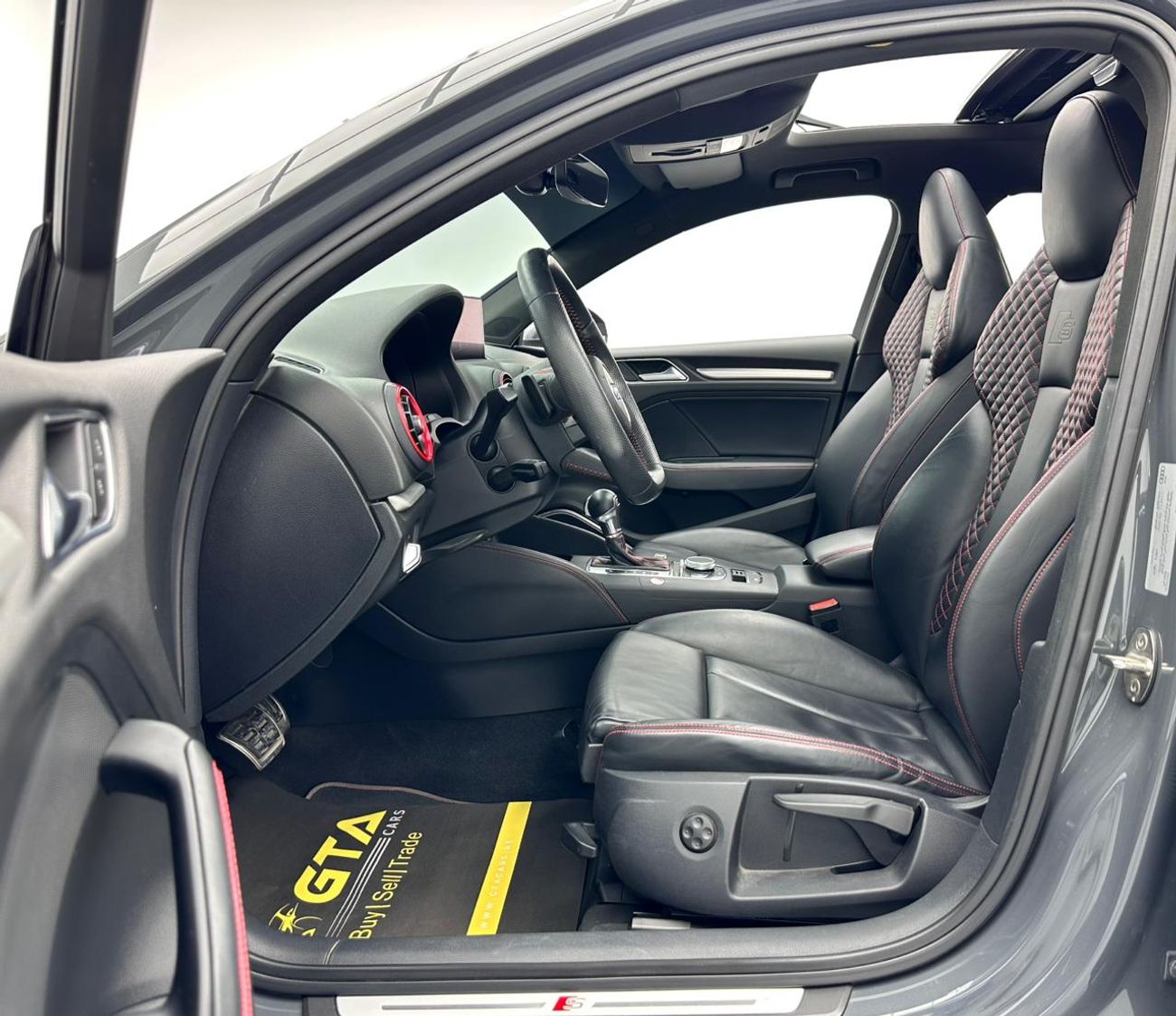 Audi S3 TFSI quattro 2.0L 2018 Audi S3 TFSI Quattro, 1 Year Unlimited KM Warranty, Full Service History, GCC