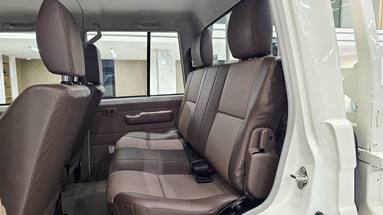 Toyota Land Cruiser 70