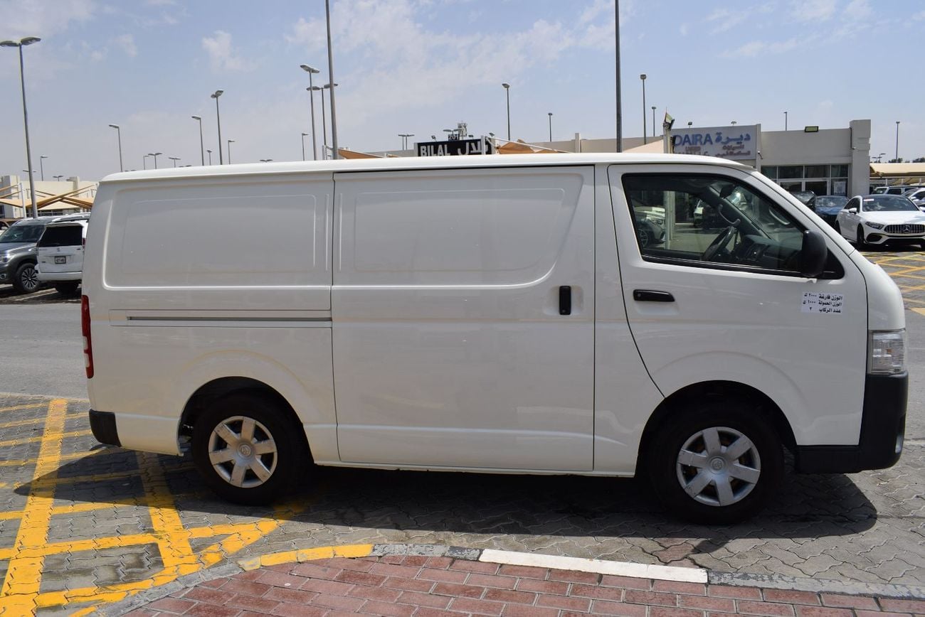 تويوتا هاياس GL -Standard Roof  Panal Van 2.7L