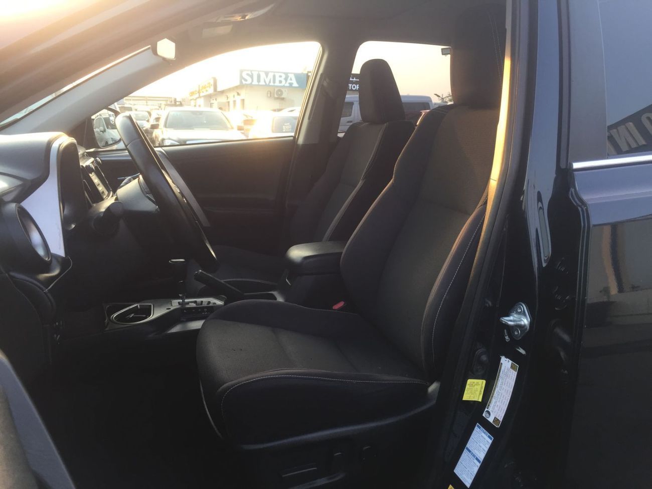 Toyota RAV4 TOYOTA RAV4 HYBRID  4X4 XLE