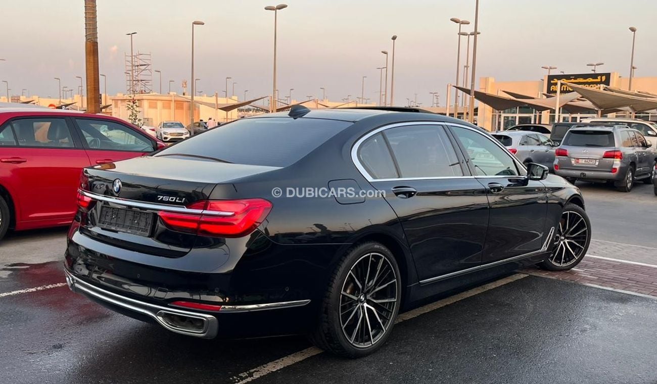 BMW 750Li Full options GCC X drive Dynamic