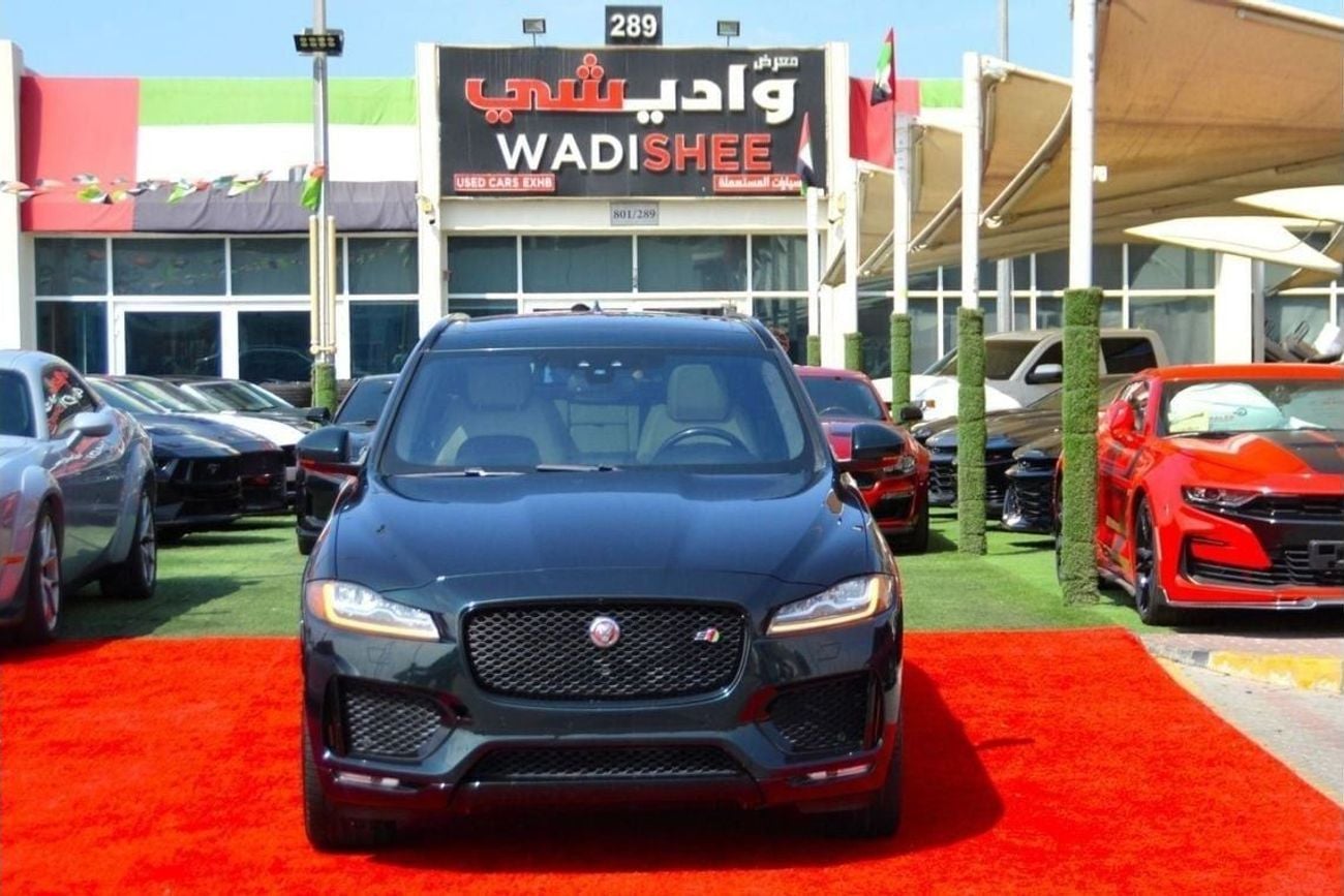 Jaguar F-PACE S 3.0L (380 HP)JAGUAR F-PACE ( S ) CLEAN CAR / FULL OPTION -PANORAMIC ROOF