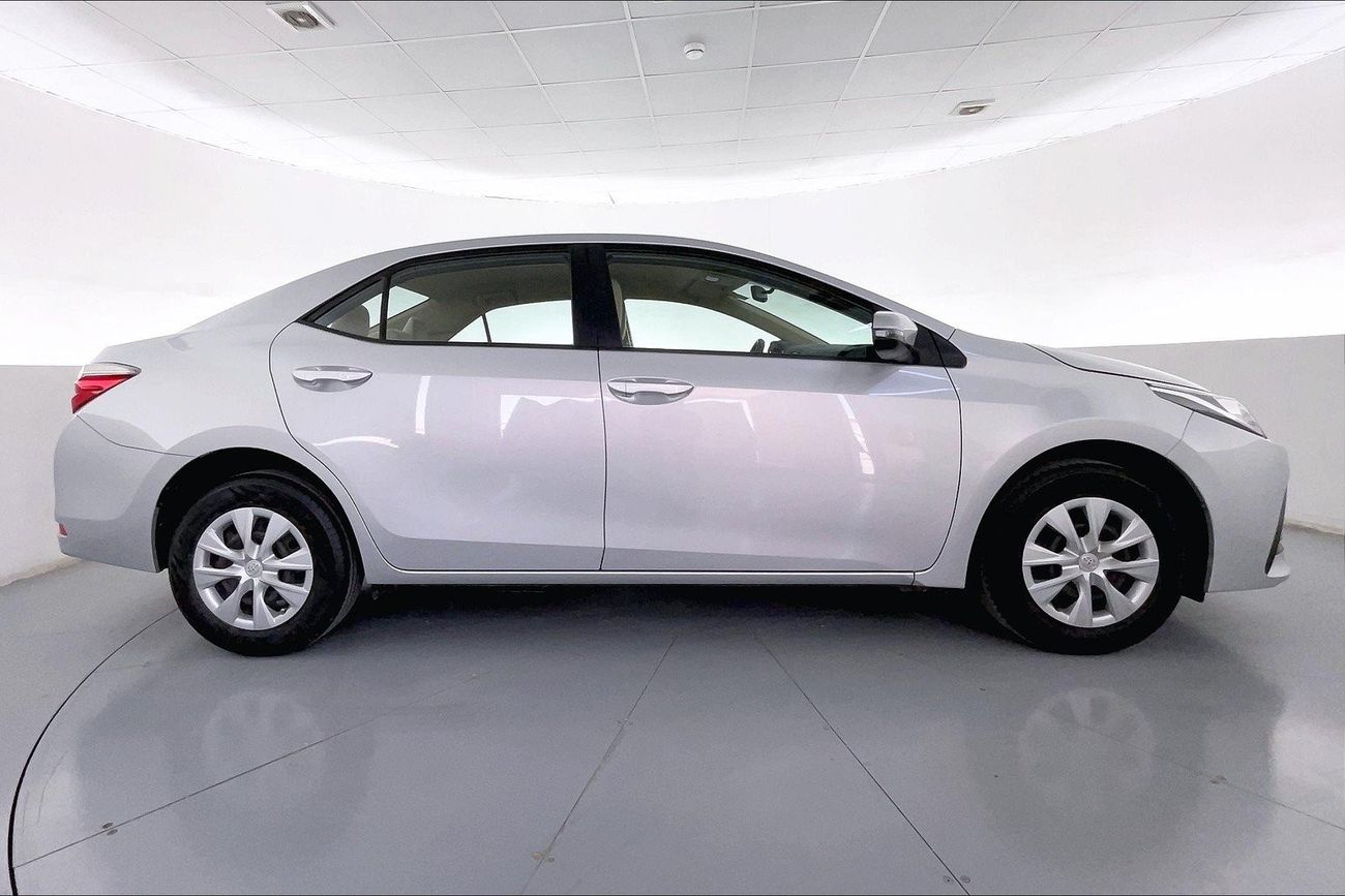 تويوتا كورولا SE | سنة ضمان مجانية | نسبة التمويل 1.99% | سياسة الإعادة بعد 7 أيام