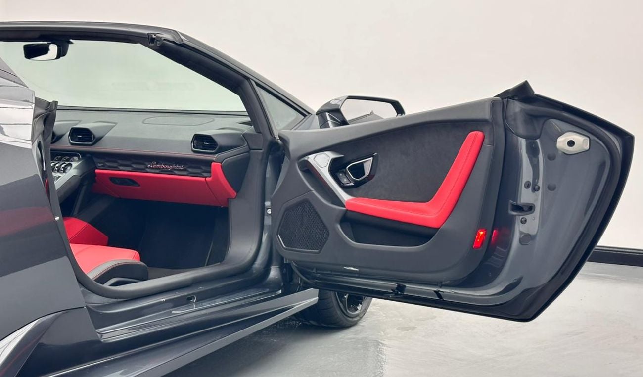 لامبورغيني هوراكان 2018 Lamborghini Huracan LP-580-2 Spyder, One Year Unlimited KM Warranty, Lamborghini Full Service H