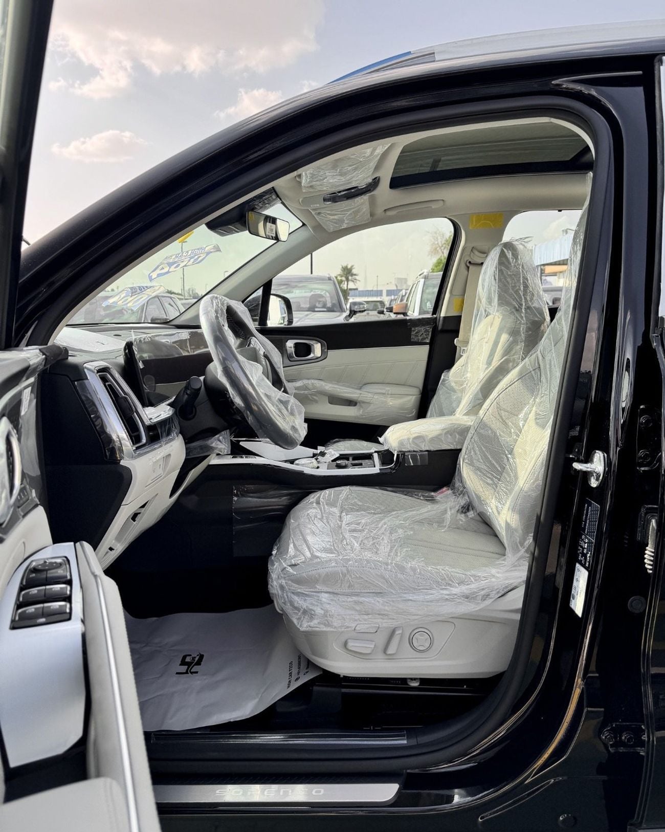 Kia Sorento LX STD KIA SORENTO 1.6T  ( HYBRID) - 2026 MODEL - GCC specs