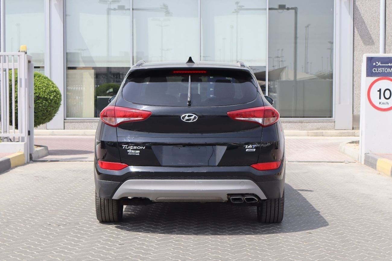 هيونداي توسون Basic Panorama 1.6L