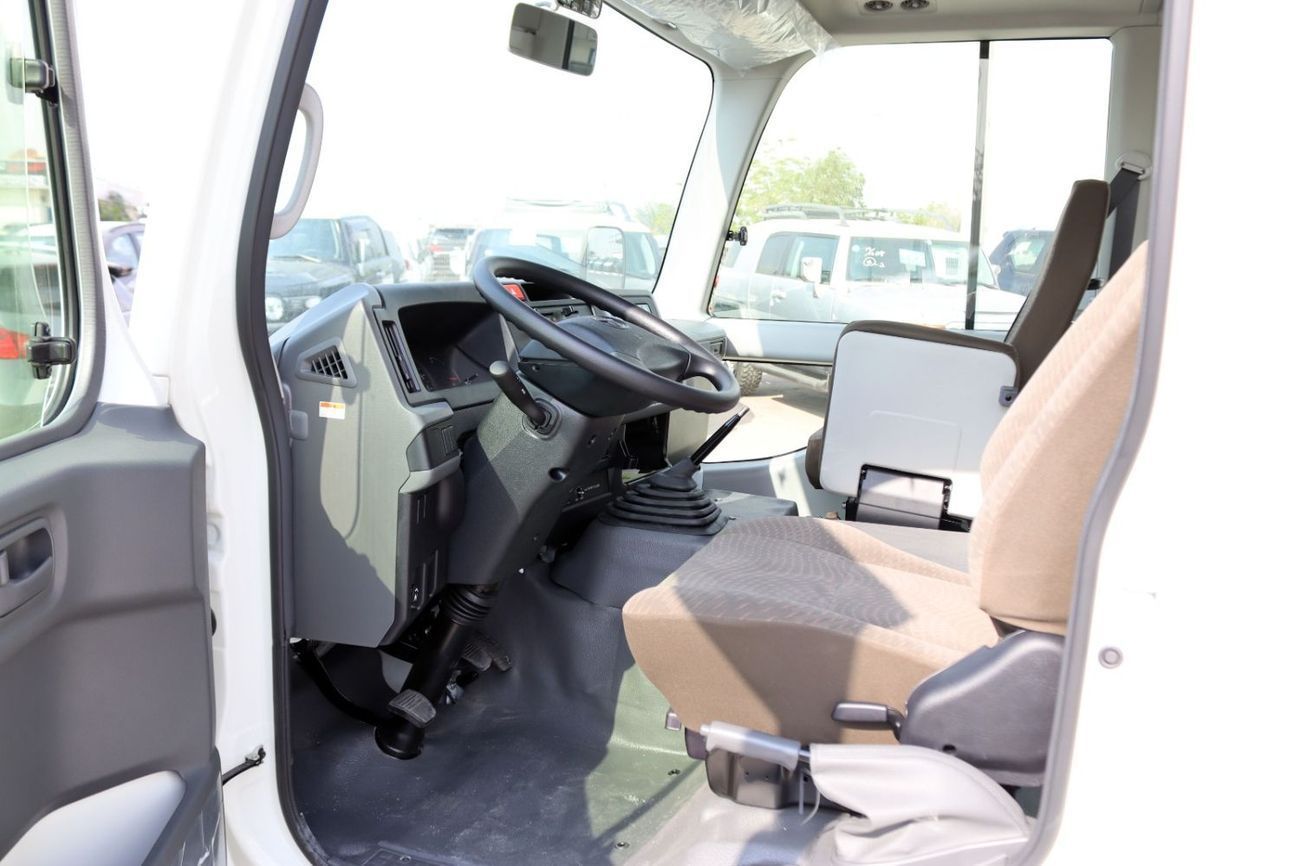 Toyota Coaster Toyota coaster 4.2L,30 seaters ,manual gear,diesel engine LHD,European specs,2024 model brand new