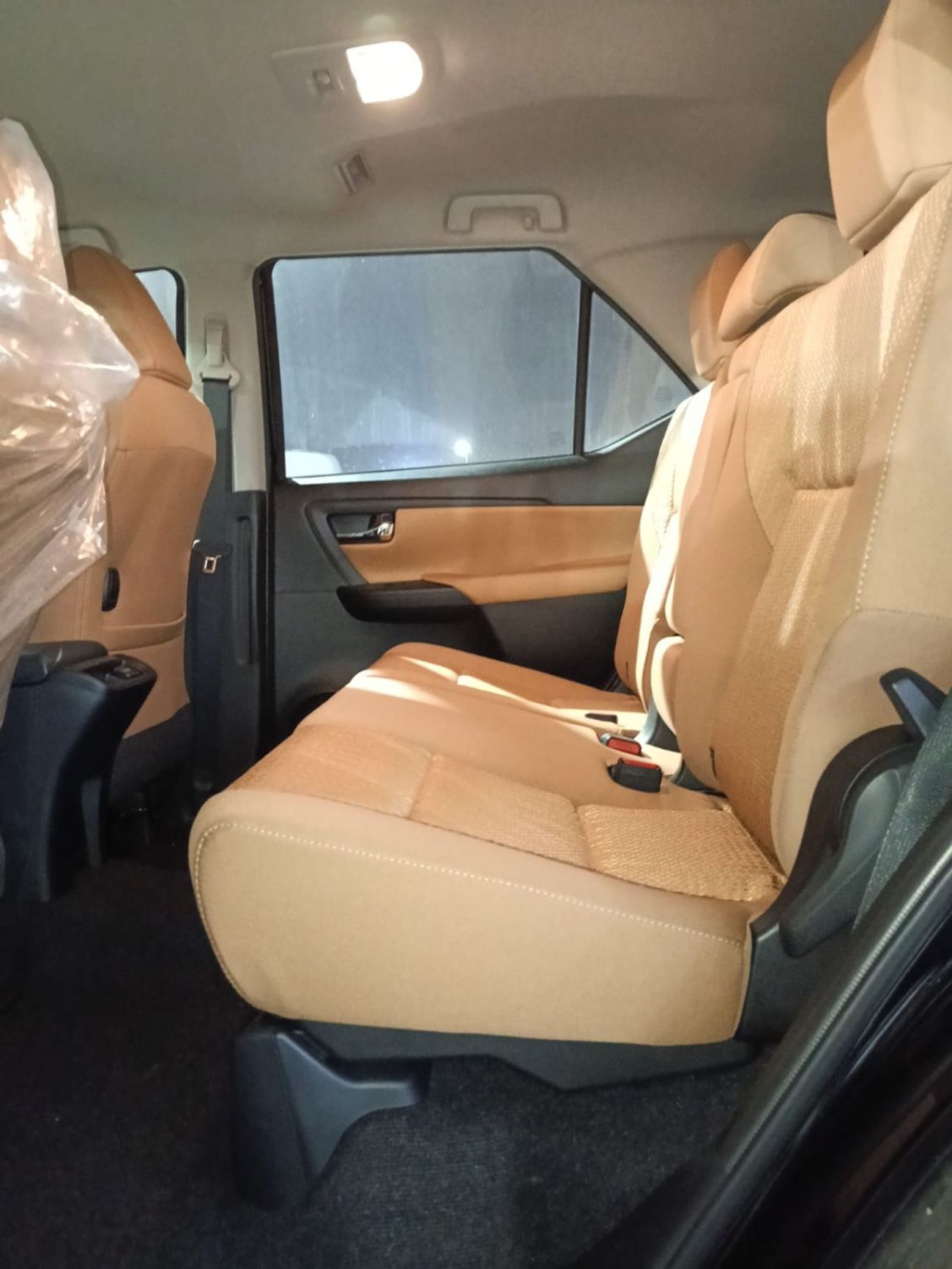 Toyota Fortuner GX2 4X4 Diesel 2.4L