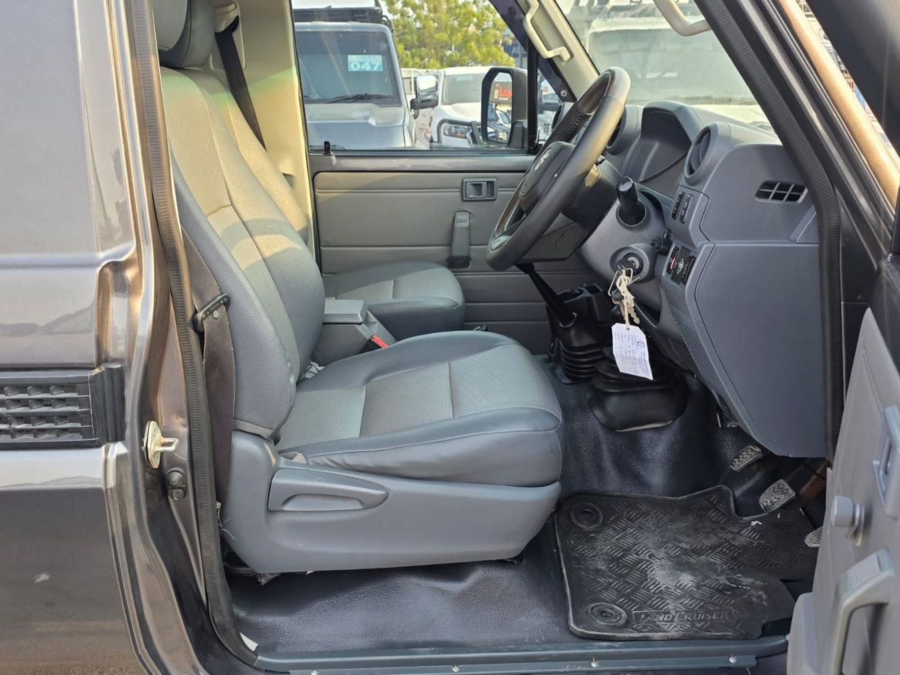 Toyota Land Cruiser Pick Up LAND CRUOESER PICKUP 2019 RIGHT HAND DRIVE FUEL DIESEL V8
