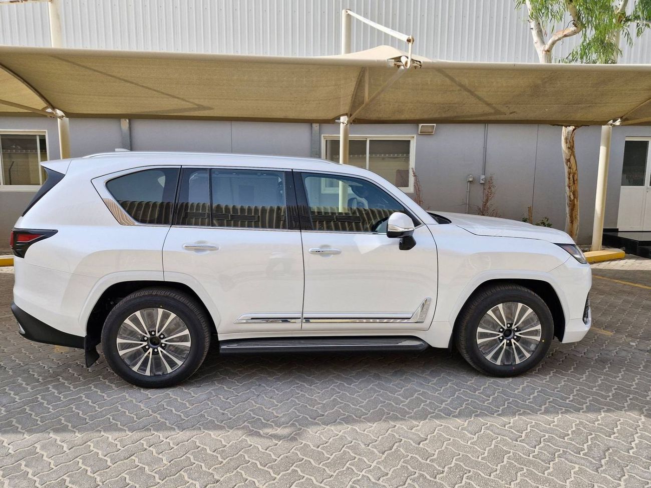 Lexus LX700h 2026 LEXUS LX700H 3.5L 25 SPEAKER ML URBAN 20"ALLOY BRAND NEW 0KM