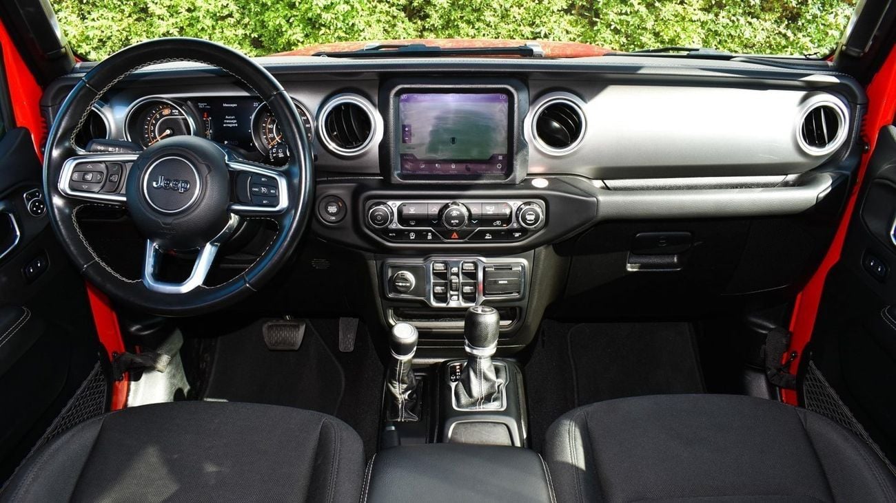 Jeep Wrangler SAHARA  Canadian Specs