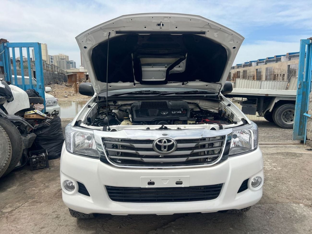 Toyota Hilux DLX RIGHT HAND DRIVE ONLY FOR EXPORT