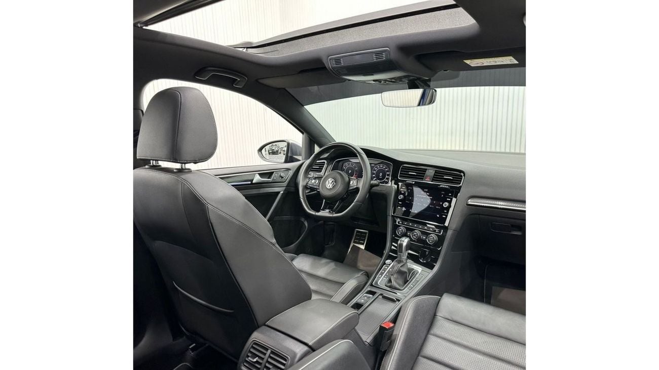 Volkswagen Golf 2018 Volkswagen Golf R, Warranty, Full VW Service History, Full Options, GCC