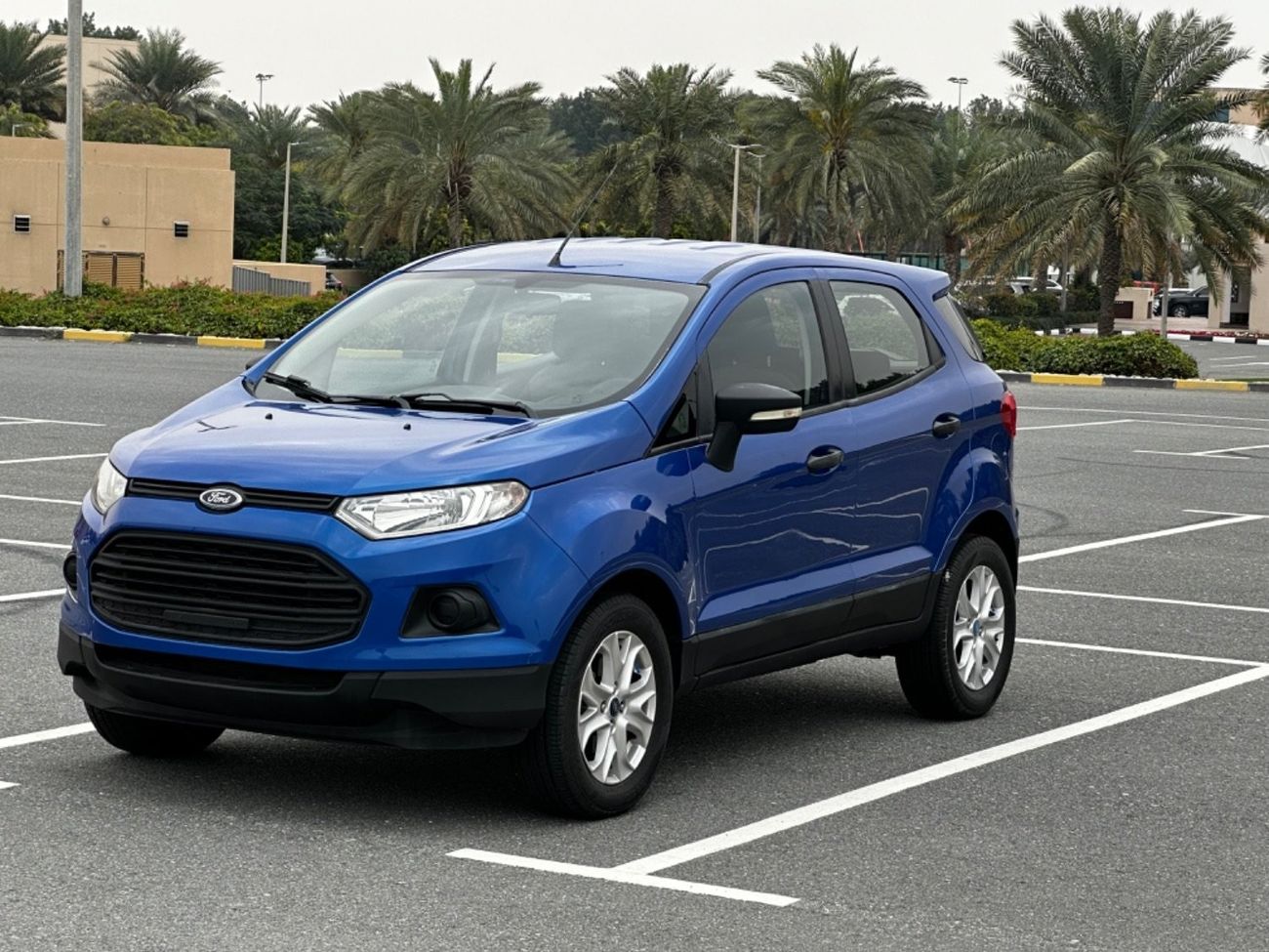 Ford EcoSport MODEL 2016 GCC CAR PERFECT CONDITION INSIDE AND OUTSIDE