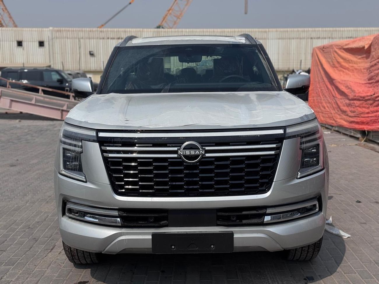 Nissan Patrol 3.5L LE Titanium_2026 _SILVER_BURGUNDY