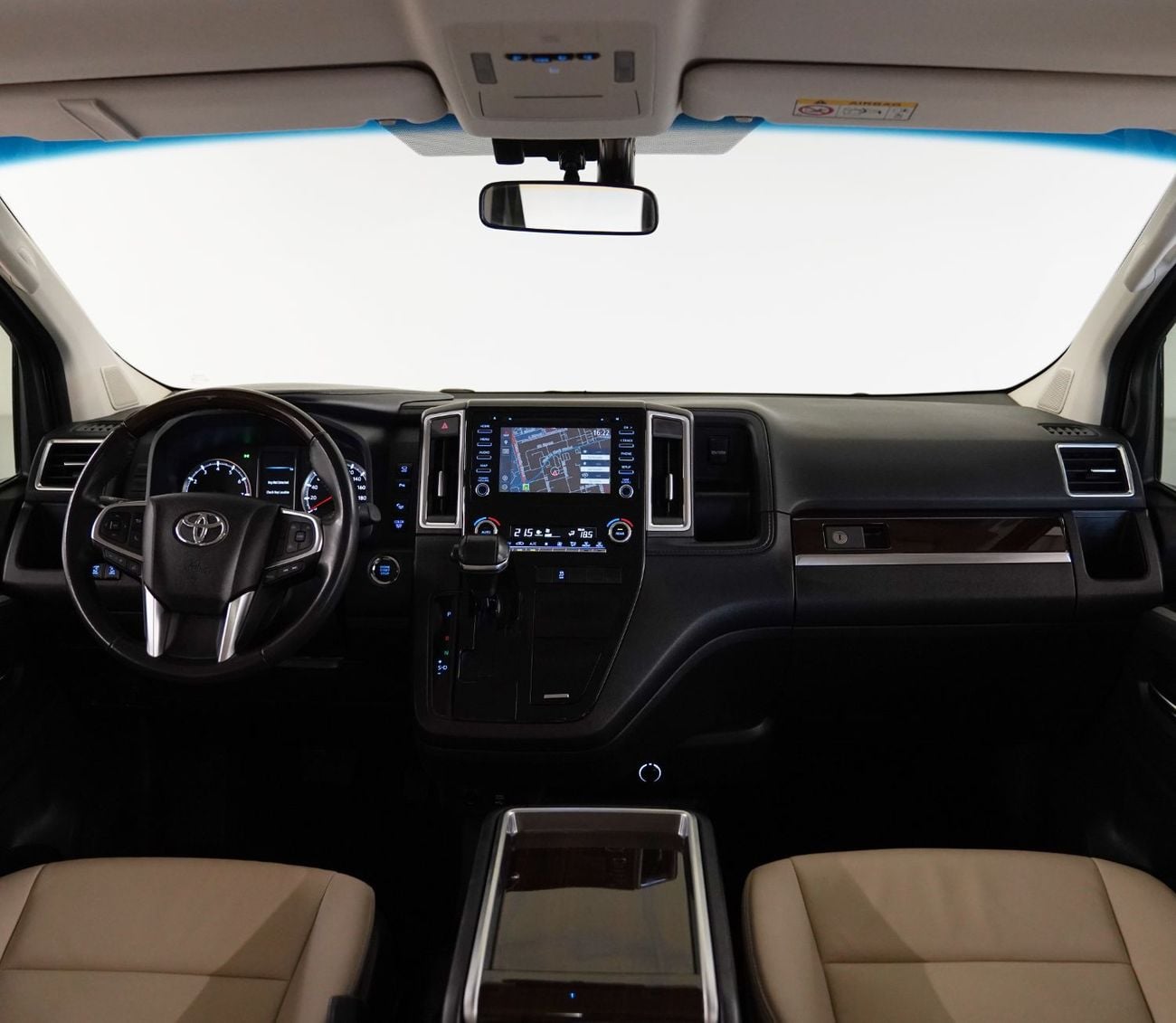 Toyota Granvia 3.5L Premium 2023 Toyota Granvia, Warranty, Captain Seats, Full Options, Low Kms, GCC